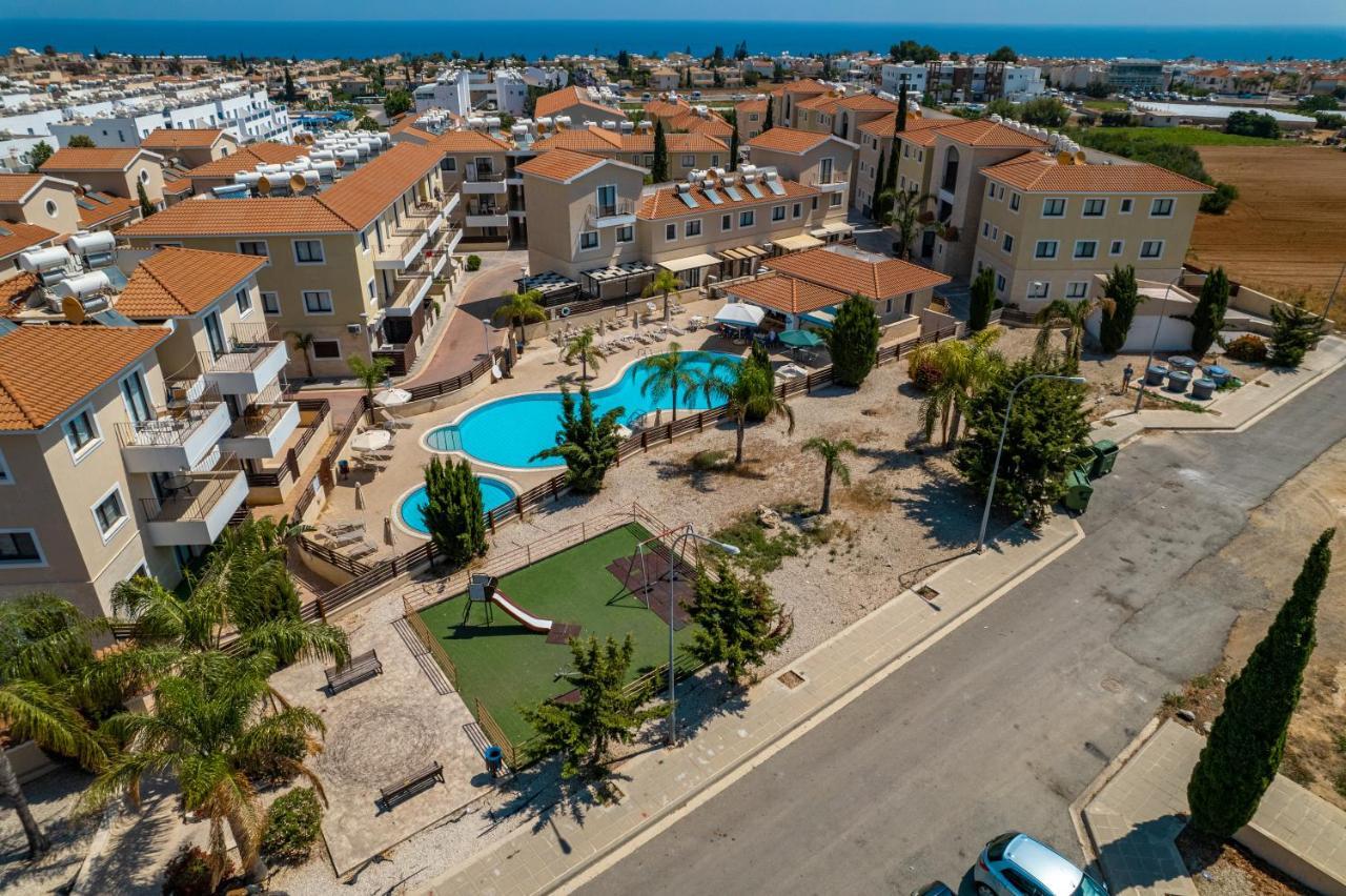 Kyklades Maisonette For 6 People Protaras Bagian luar foto