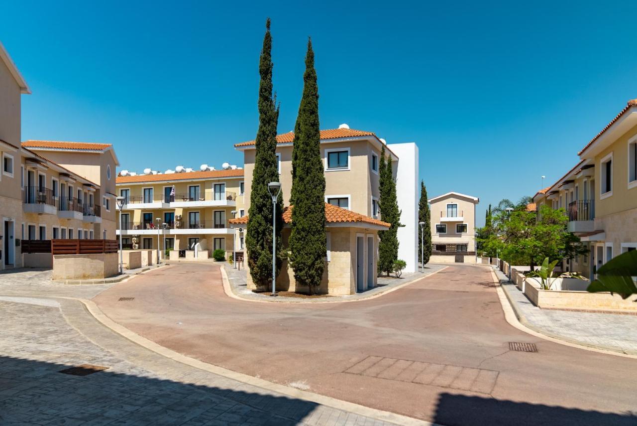 Kyklades Maisonette For 6 People Protaras Bagian luar foto